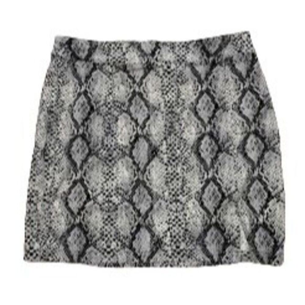 Garage‎ Black Gray Snake Python Print Mini Skirt Sz Medium